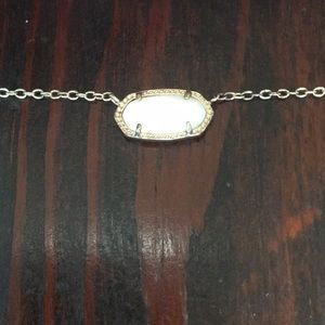 Kendra Scott necklace